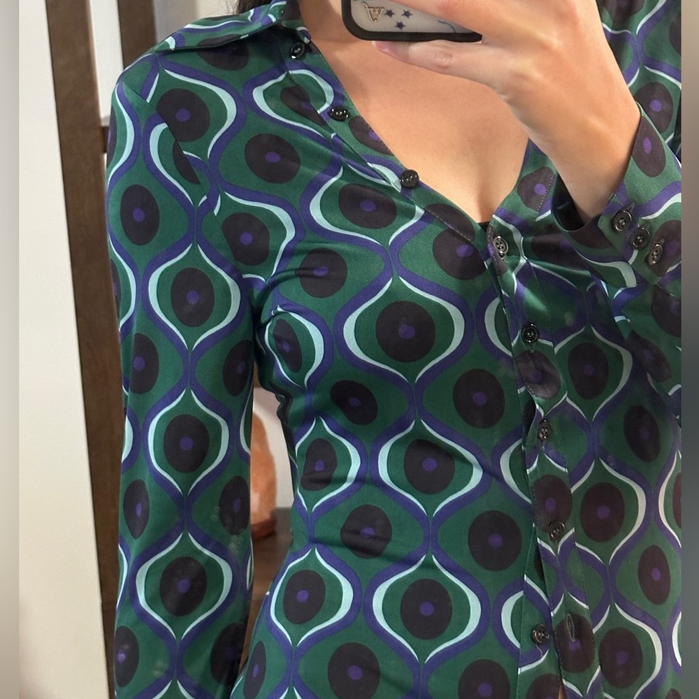 Printed button up